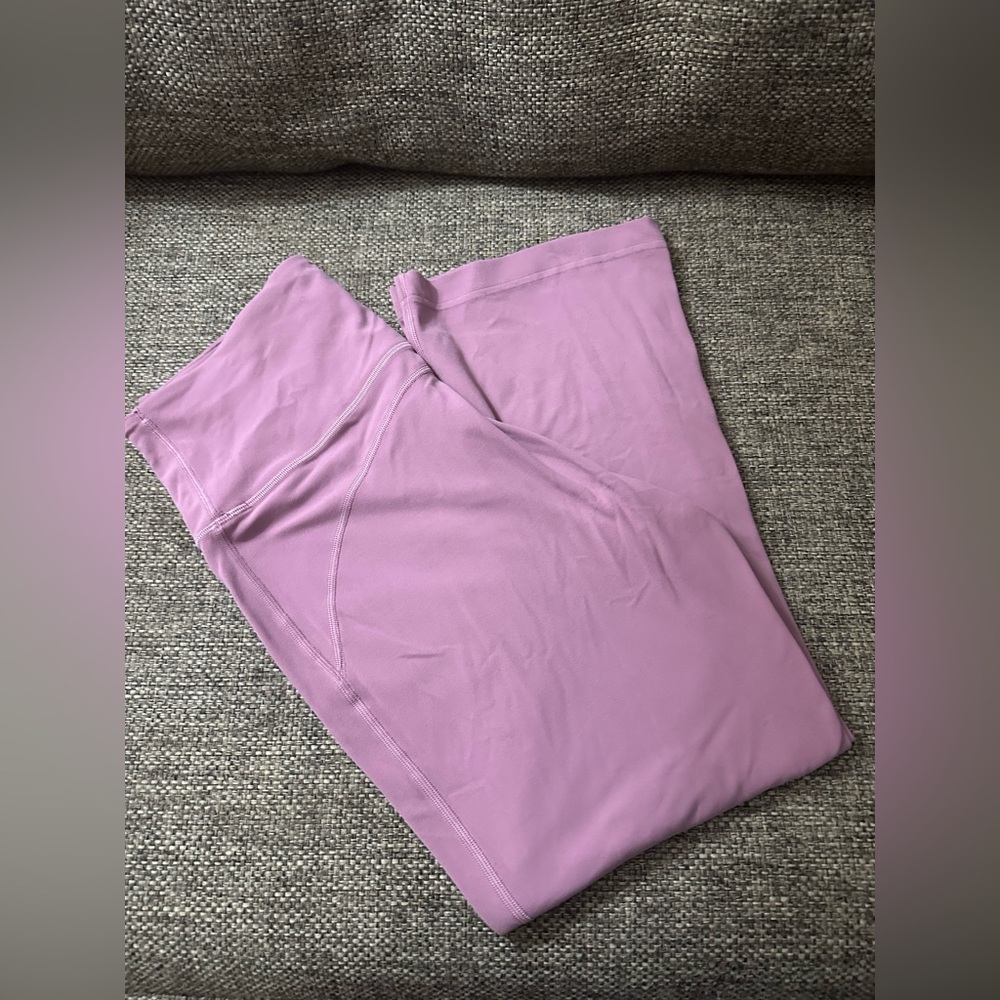 Lululemon Lavender Align Crop  Leggings